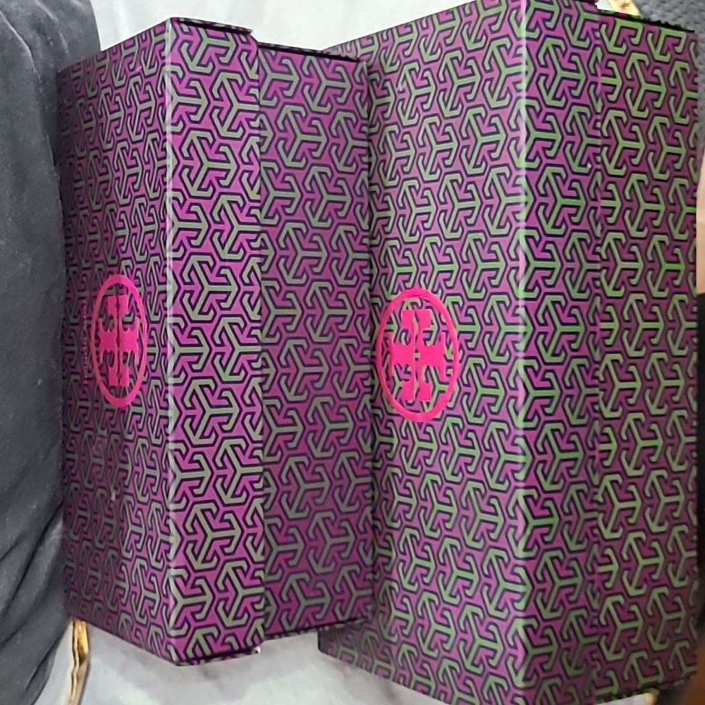 2 TORY BURCH EMPTY BOXES